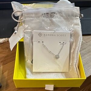 Kendra Scott Silver Snowflake Short Pendant  Necklace